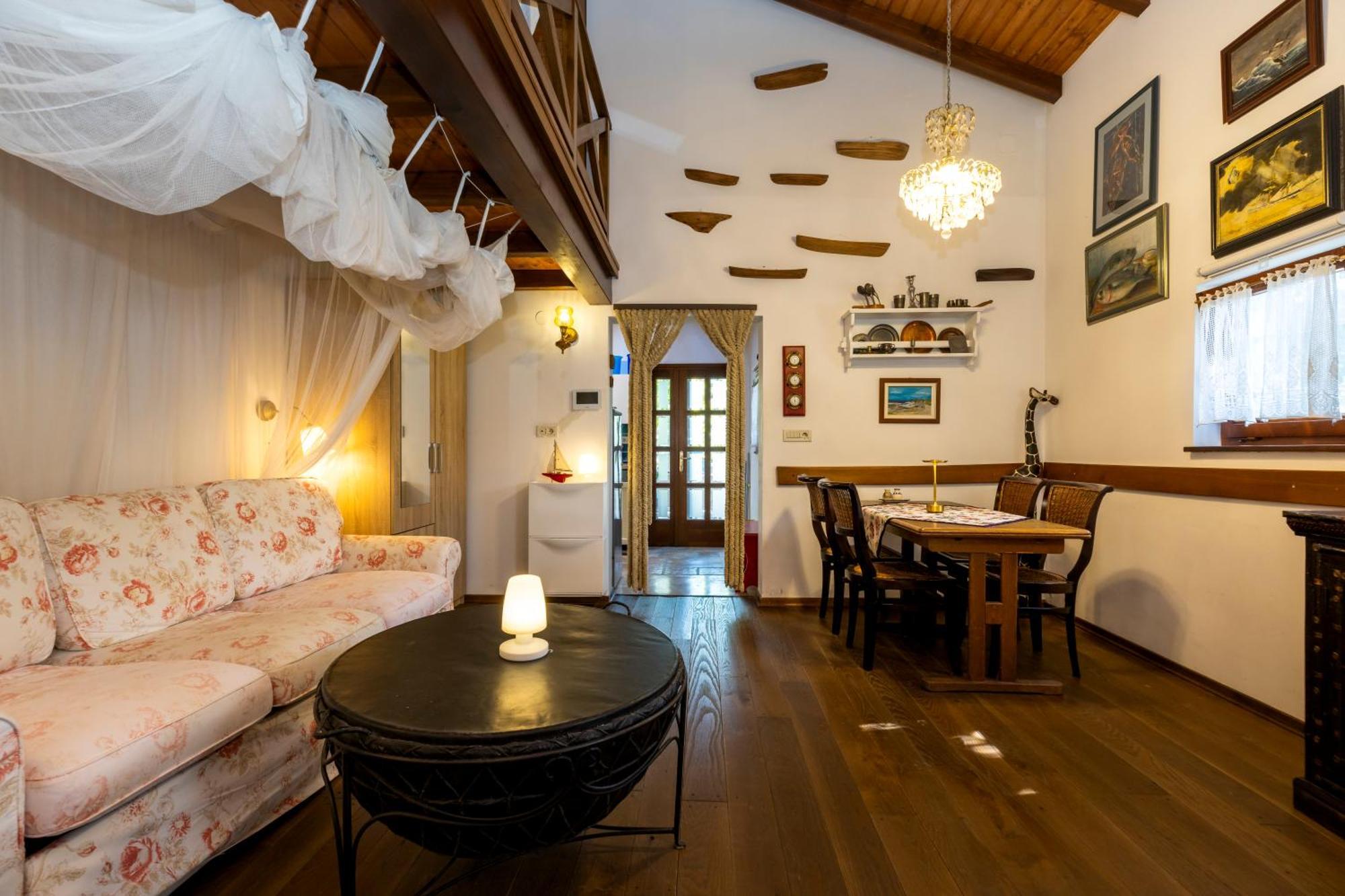マリ・ロシニュ Stone House Retreatヴィラ エクステリア 写真