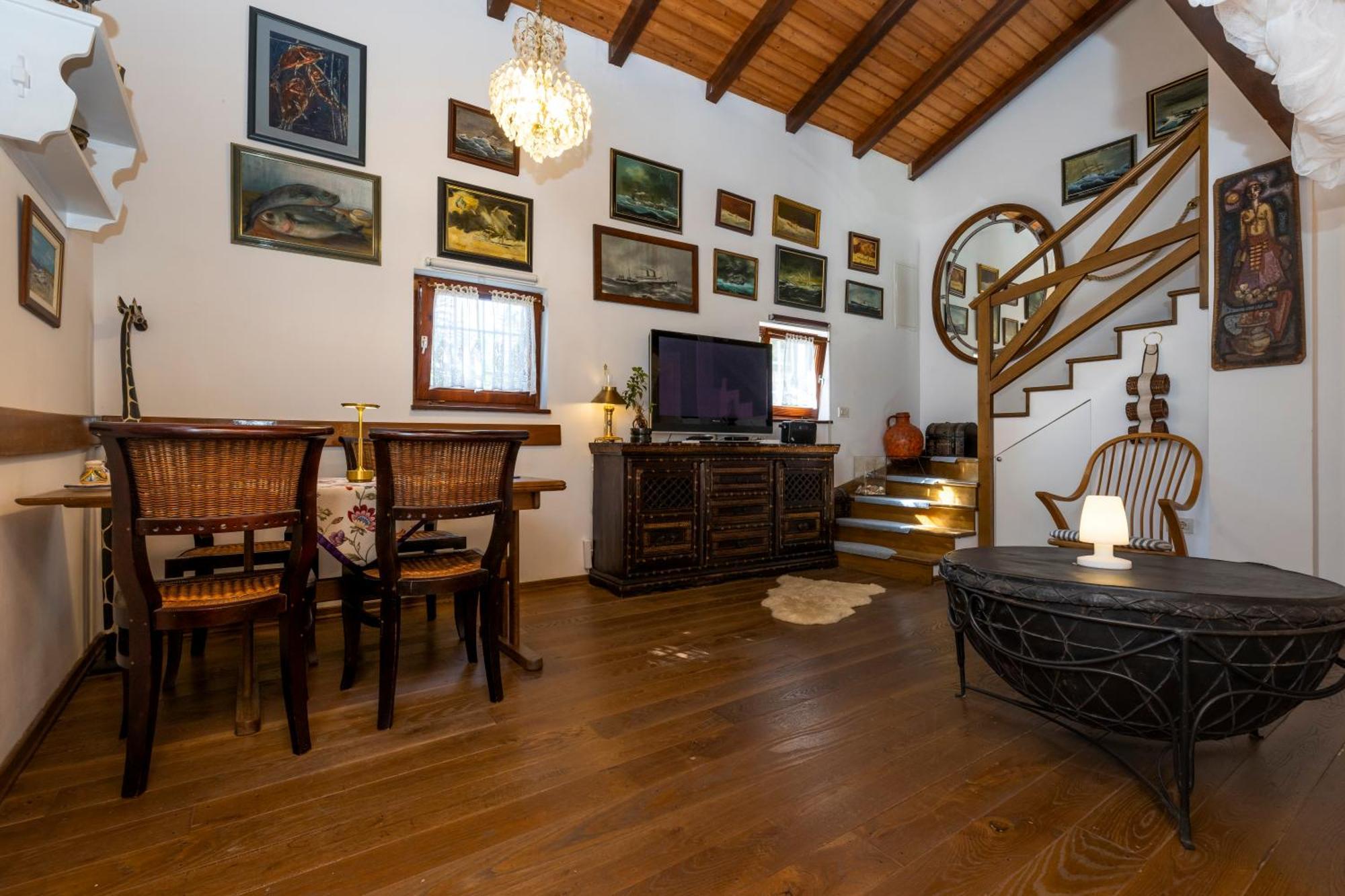 マリ・ロシニュ Stone House Retreatヴィラ エクステリア 写真