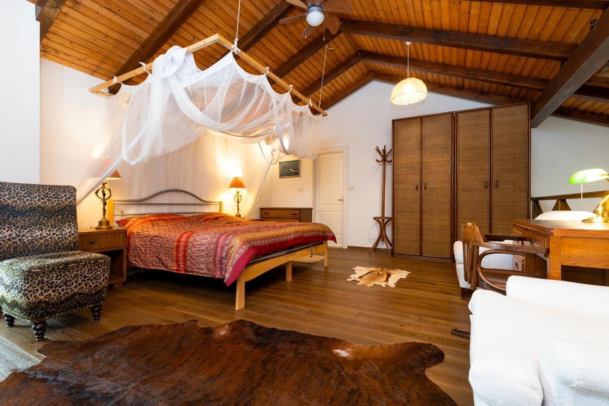 マリ・ロシニュ Stone House Retreatヴィラ エクステリア 写真