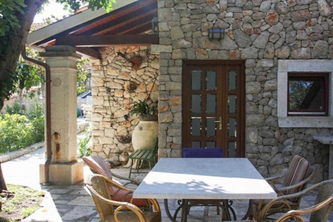 マリ・ロシニュ Stone House Retreatヴィラ エクステリア 写真